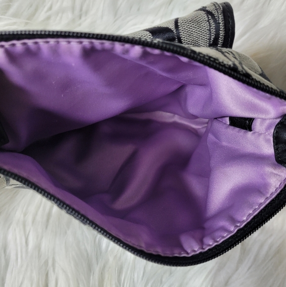 A new day crossbody purse - Picture 3 of 7